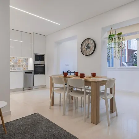 Appartamento New By The Metro - 1e Lisbona