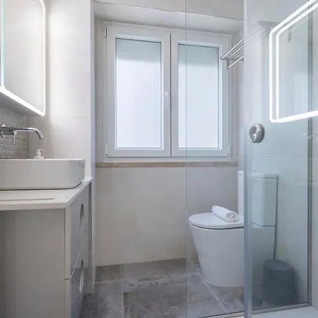 Appartamento New By The Metro - 1e *