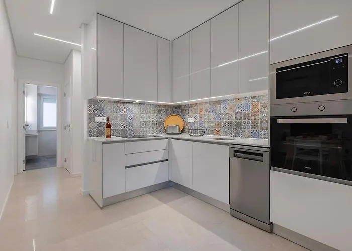 Apartament New By The Metro - 1e *