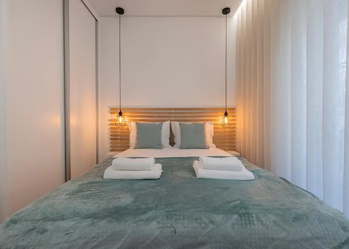 New By The Metro - 1e شقة Lisboa